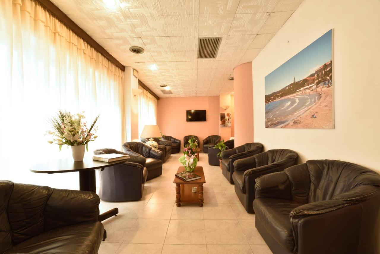 Hotel Morchio Diano Marina Buitenkant foto
