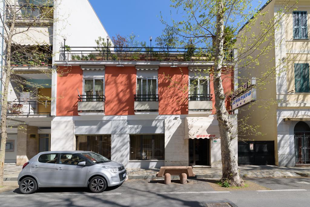 Hotel Morchio Diano Marina Buitenkant foto