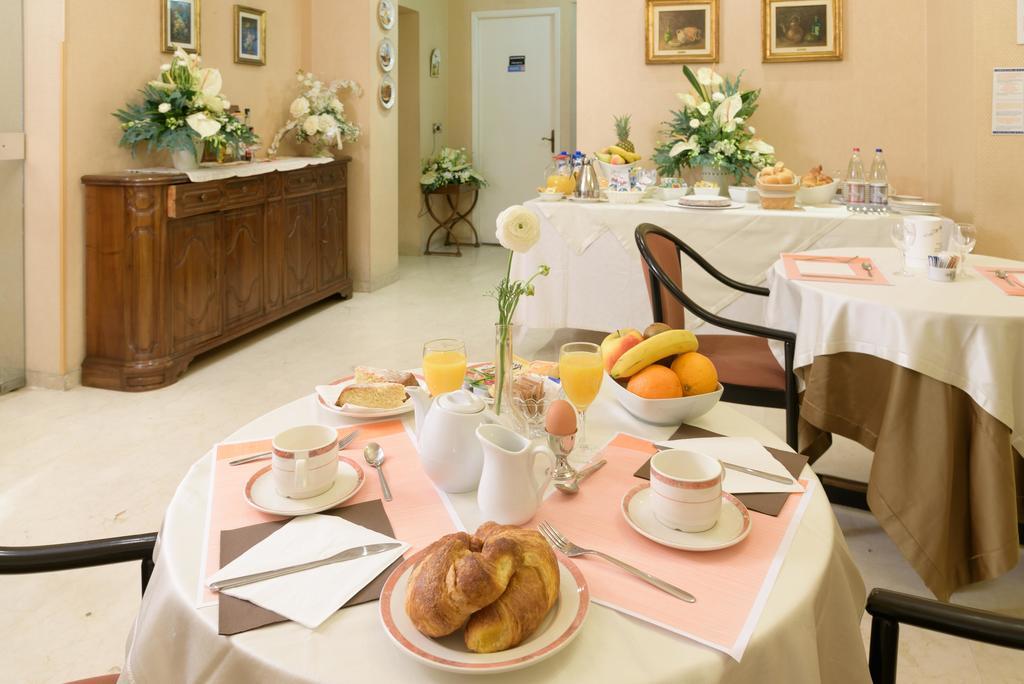 Hotel Morchio Diano Marina Buitenkant foto